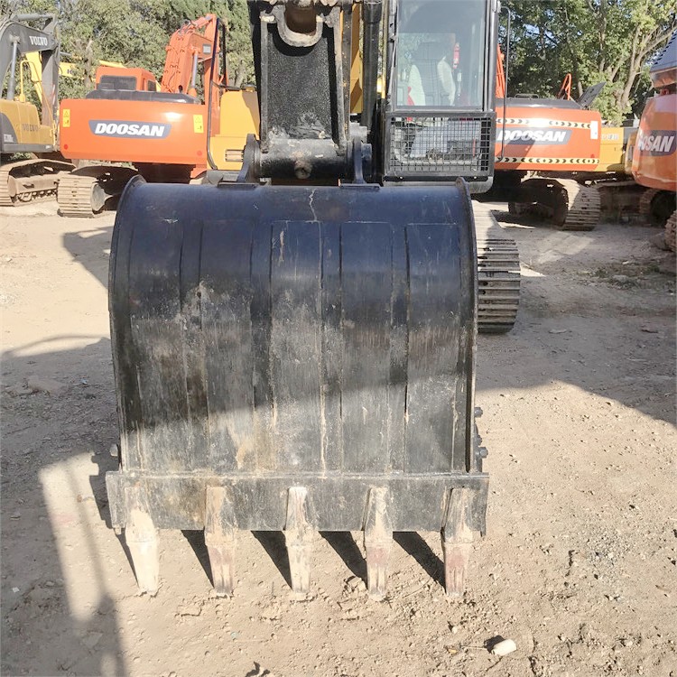 SANY215C 21 ton excavator with ORIGINAL hydraulic valve and cheaper cost made in 2021