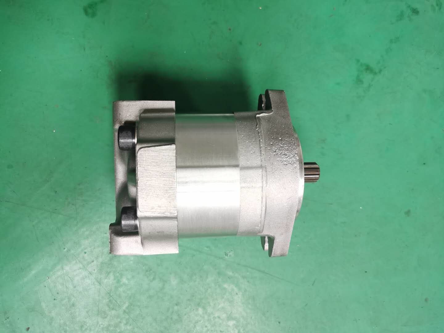 SAR25 705-11-26040 Komatsu Gear Pump Wheel Loaders WA50 Weight:4.3kgs