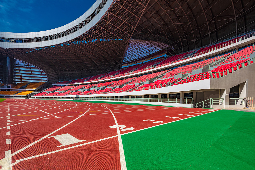 All Weather High Strength Eco Sports Flooring 13mm Thickness Running Track red