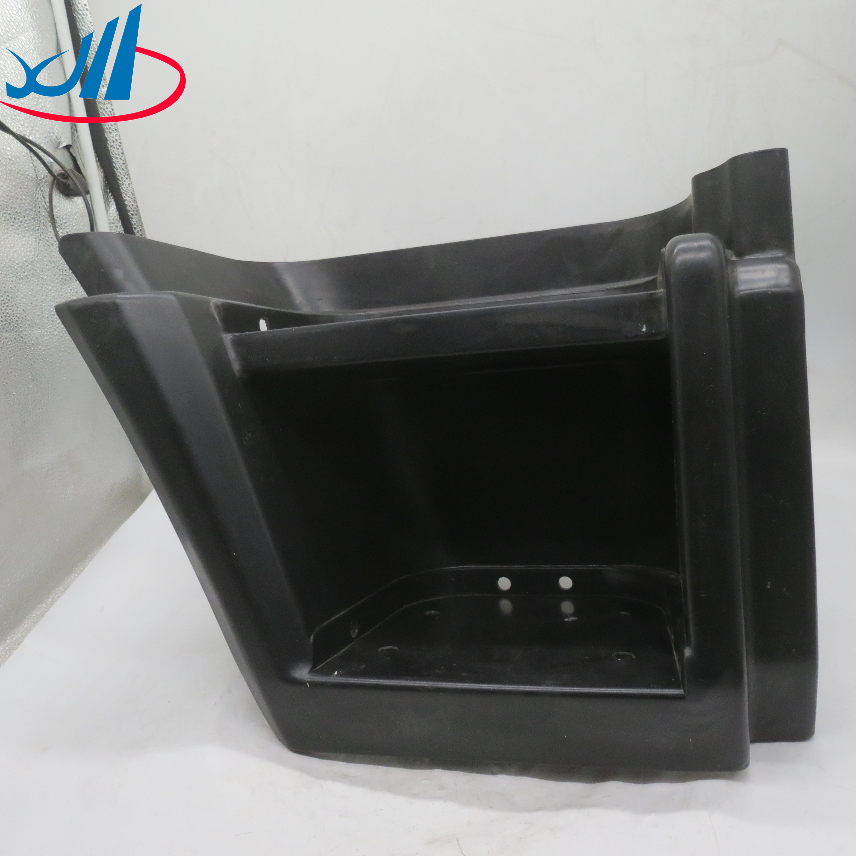 Foot Board Auto Spare Parts 2997118 504082856 For IVEC TRUCK