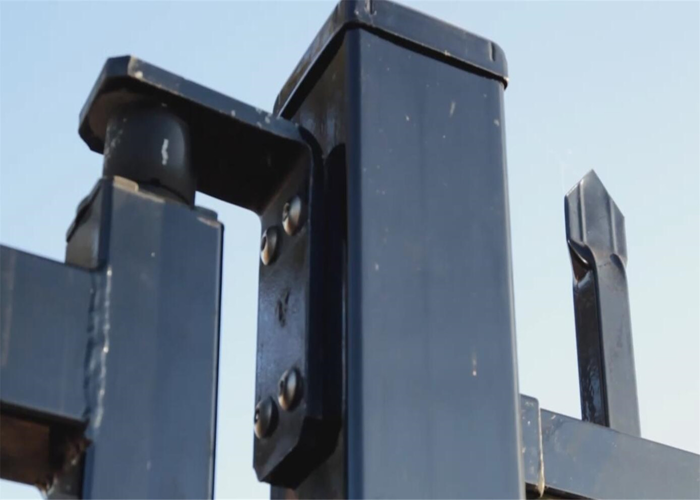 Black Powder Coating Herucles Fencing Panels 2.1m*2.4m