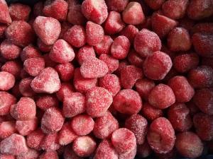  IQF Frozen Strawberries Sweet Charlie / A13 Variety With Delicious Taste Manufactures