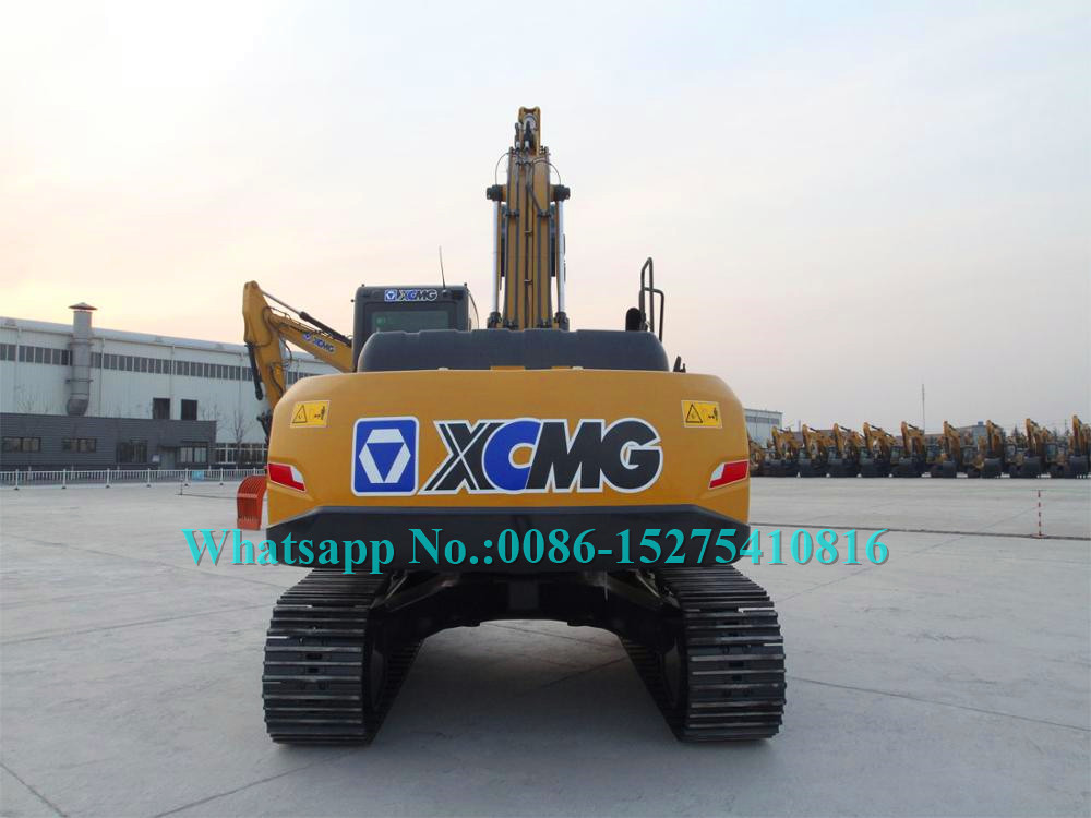 Heavy Duty Construction Equipment Movers , Xcmg Walking Excavator With 0.4 M3 Bucket