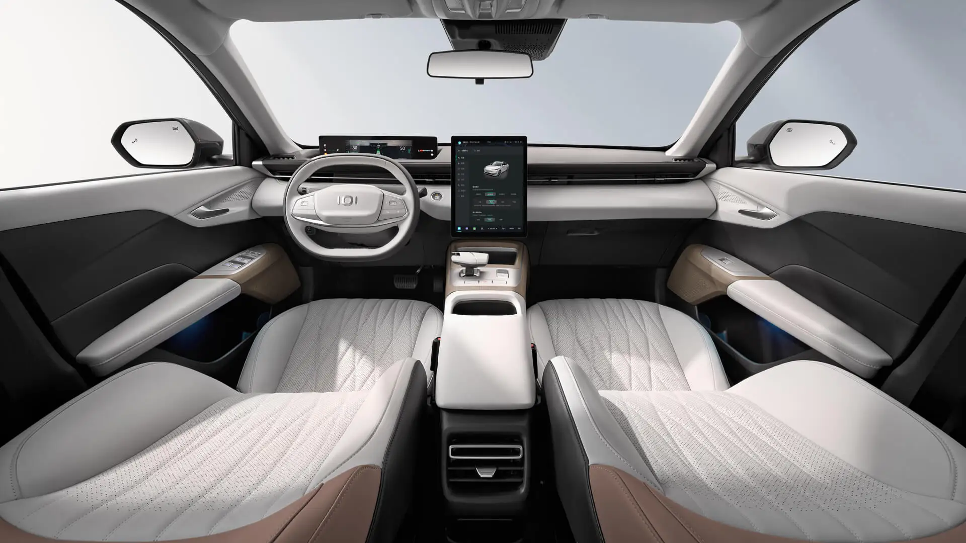 Power-saving Changan QIYUAN A05 Hybrid Car Touch Screen and ACC Cruise Control for Efficiency