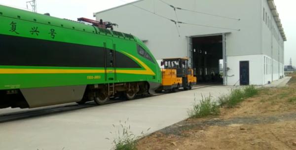 Integrated Body Railroad Car Mover Steel Wheel Drive Can Be Customized Road Rail