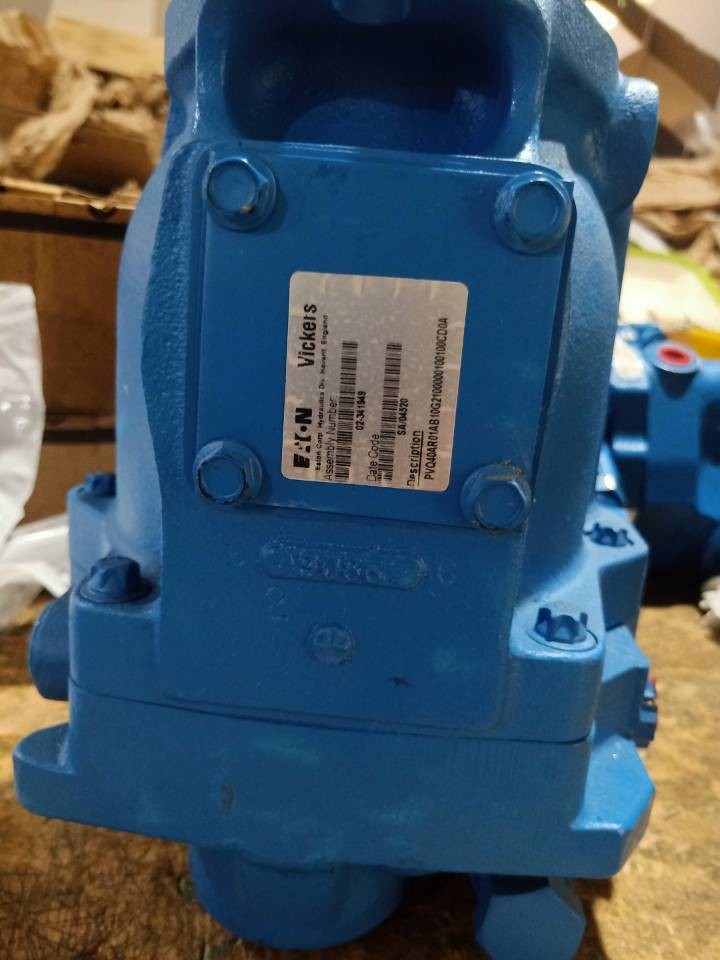 Vickers PVH High Pressure Plunger Pump PVH131C-LF-13D-11-C25V-31-259