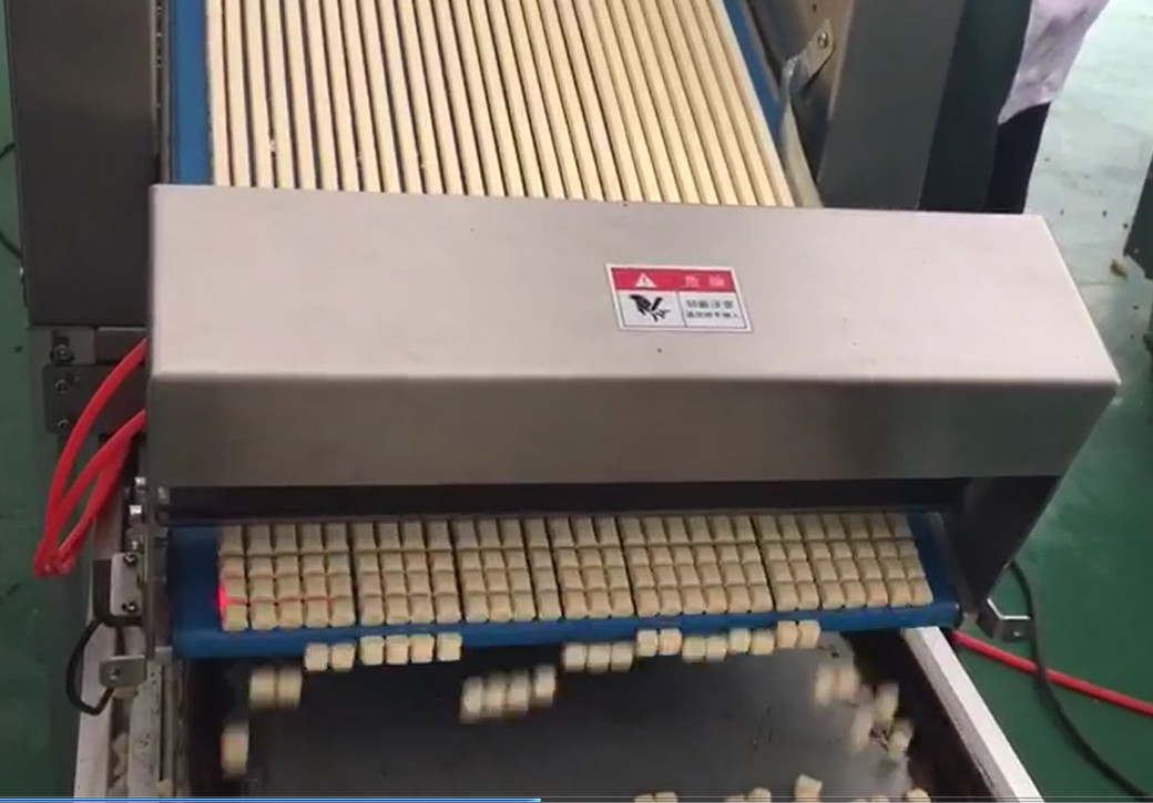 304SS Automatic Bread Stick Snack Food Production Line With Cutter