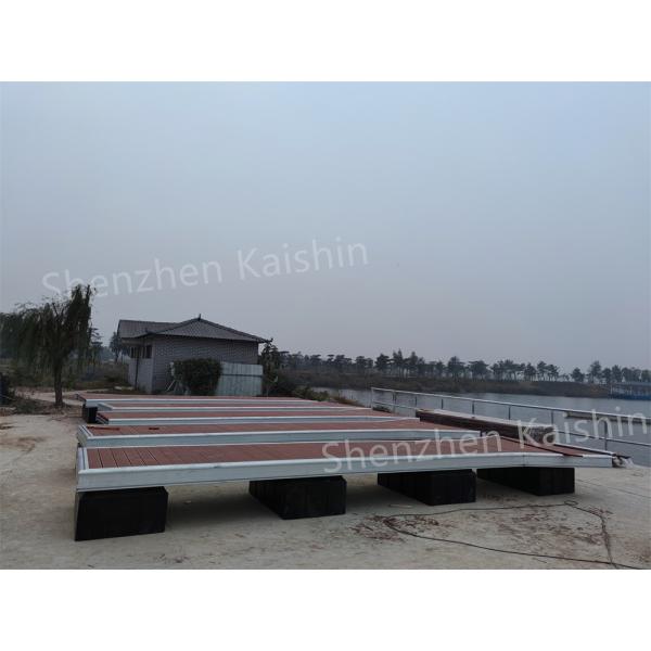 Quality Long-Lasting Aluminum Floating Docks Marine Floating Pontoon With Decking And Floats for sale