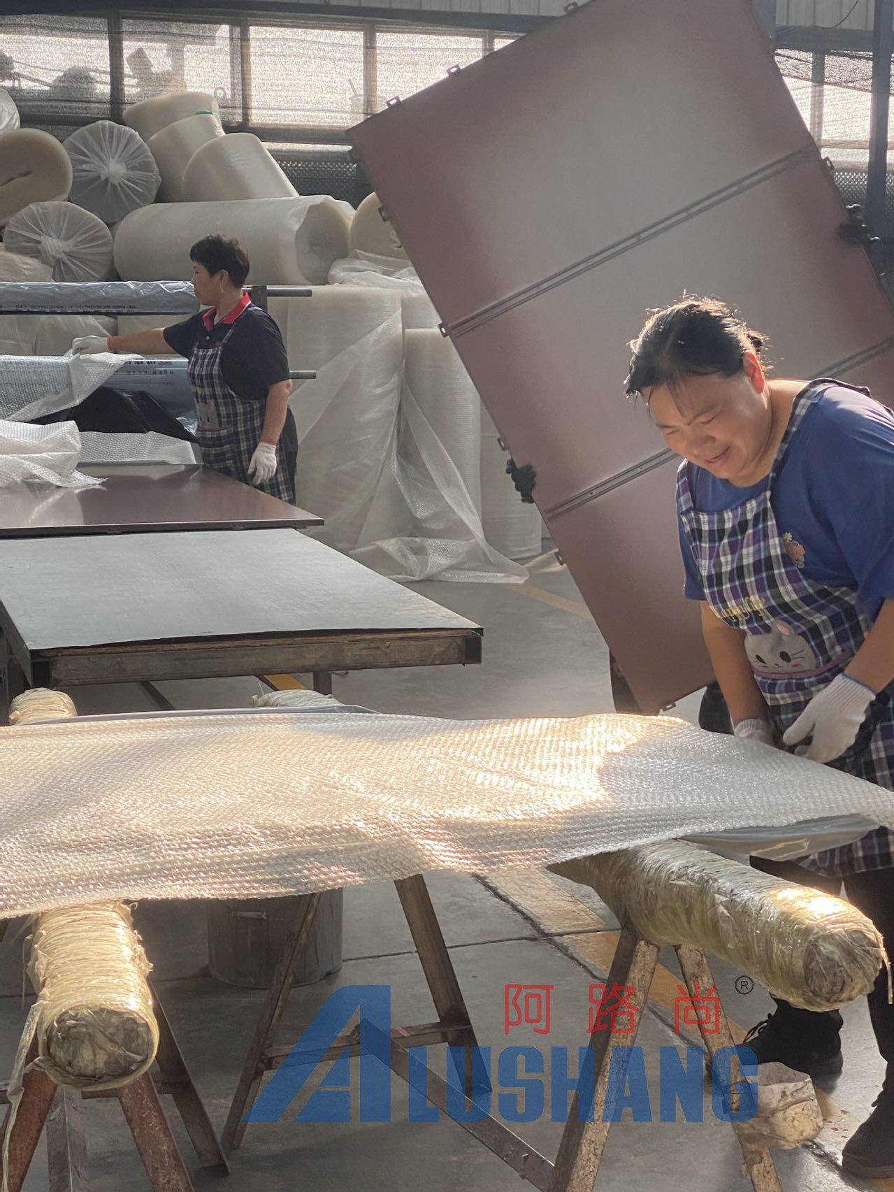 Aluminum Alloy Panel Coffee Color Anti-mulitple Errosion Unconventional Shapes Aluminium Facade Wall Fluorocarbon Coated Upgrade Exterior Wall