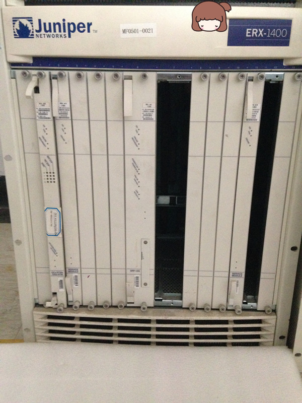 Juniper PNL-RDMD-OCX,Blank panel to companion an OCx redundancy midplane