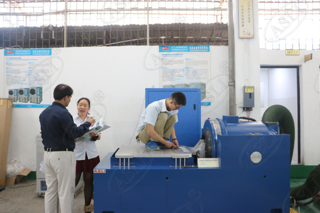 Auto Parts Vibration Test Machine , Battery Vibration Testing Equipment UN38.3