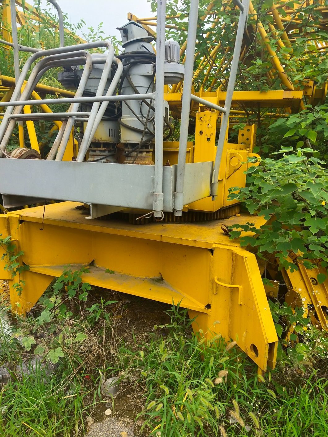 11 Year Pota Mc200 Tower Crane for Sale