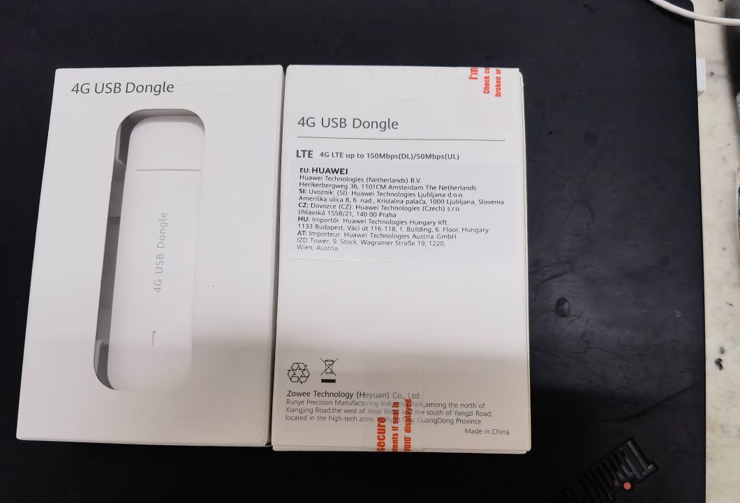 Unlocked Huawei E3372-325 4G USB Dongle (White) . Super-Fast 150Mbps Speed. Works with Any Network SIM Card Worldwide. Includes 2 X External Antennas