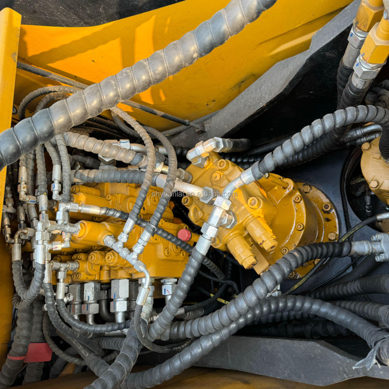 Excavator Sany135C Second Hand Komats featuring ORIGINAL Hydraulic Pump and Cylinder