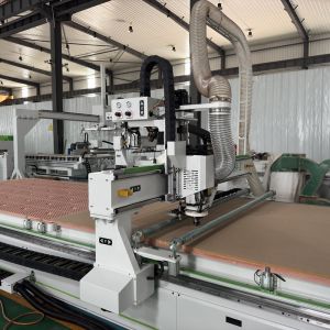 Fully Automatic Dual Table CNC Nesting Machine With Seamless Alternating