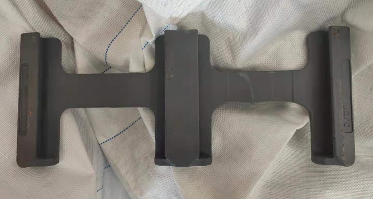 Casting Steel Dovetail Bottom TwistLock 45 degree or 55 degree ISO Shipping Container Twist lock M.B.L Shear 420KN