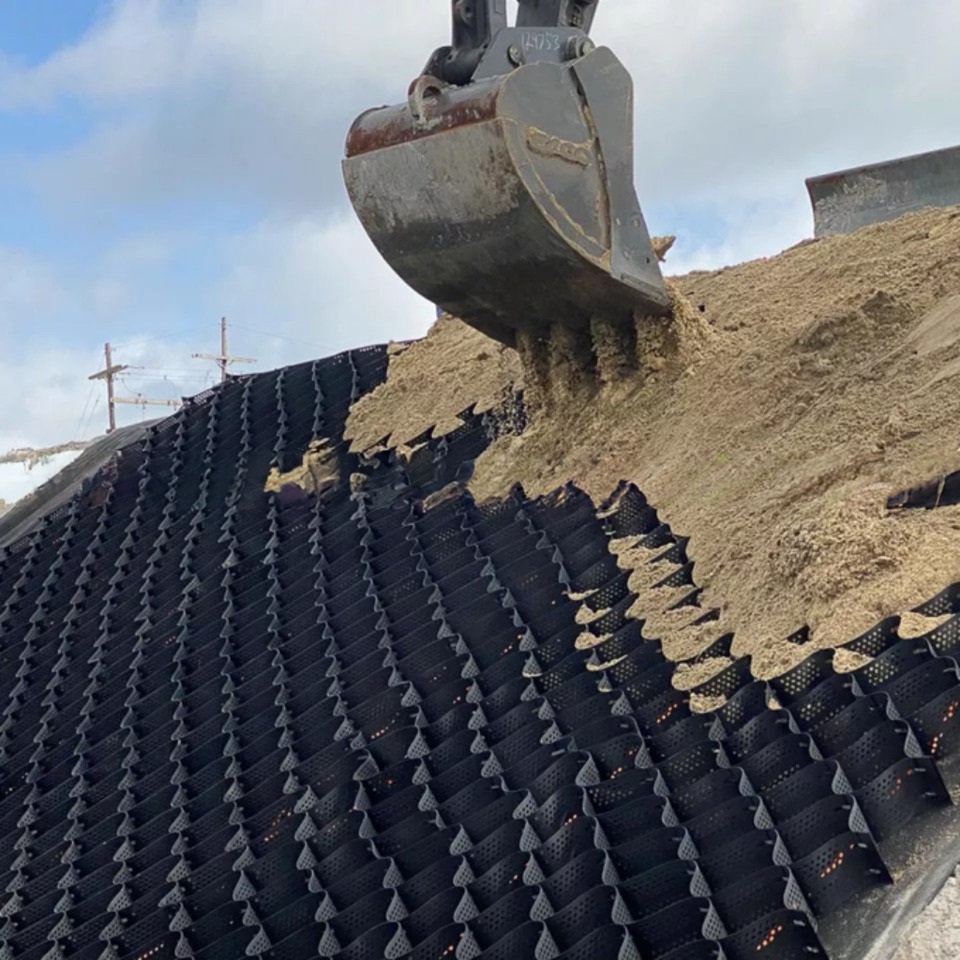 Black HDPE Geocells The Ultimate Solution for Erosion Control and Soil Stabilization