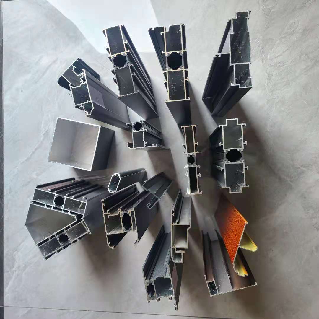 120 Thermal Aluminum Extruded Profile 6000 Series Aging Resistance