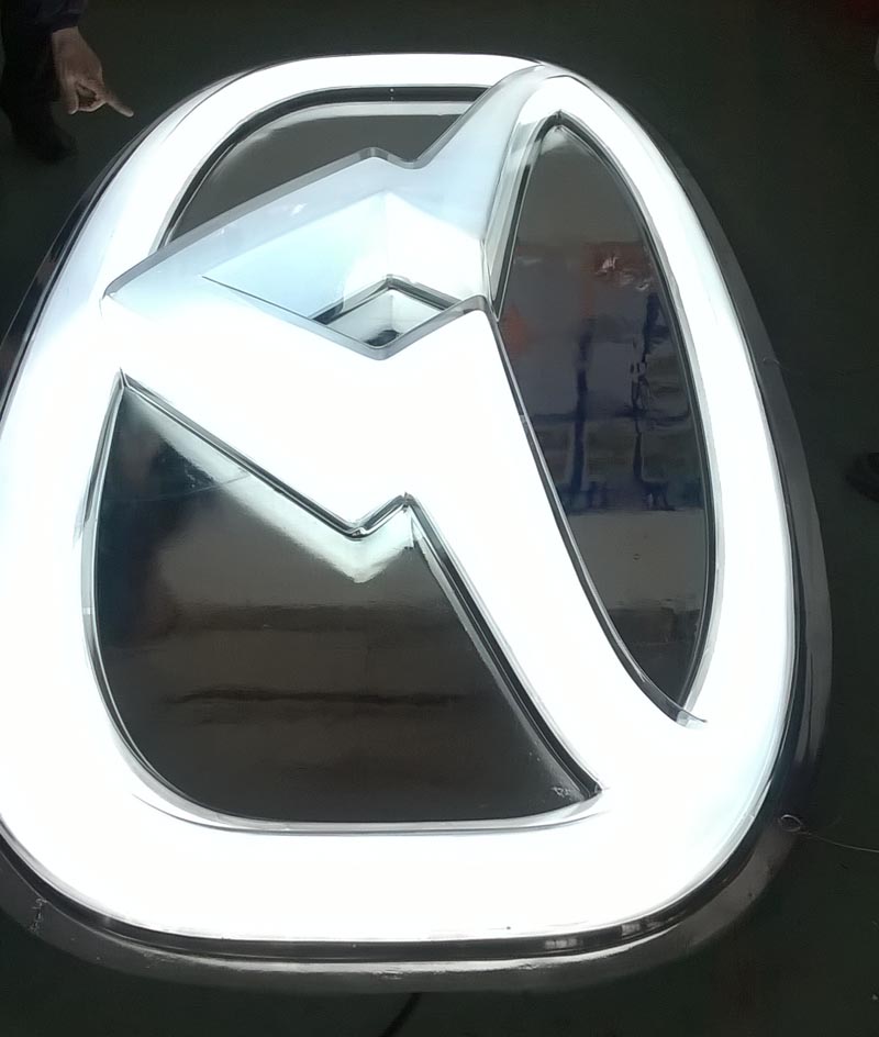 Car Logo Thermal Evaporation Coating Unit , PMMA Automotive Logo Billboard Chroming Machine