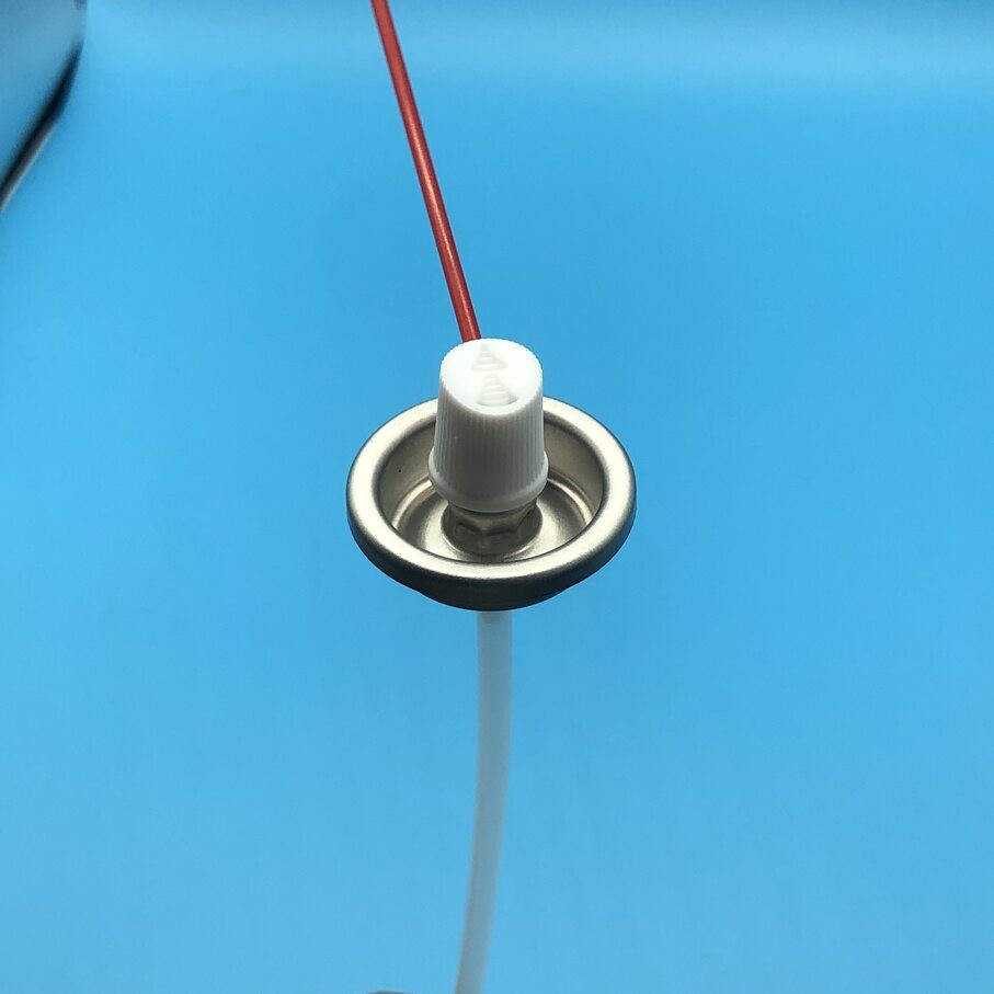 Precision Carburetor Cleaner Spray Nozzle for Automotive Maintenance - Fine Mist, High Efficiency