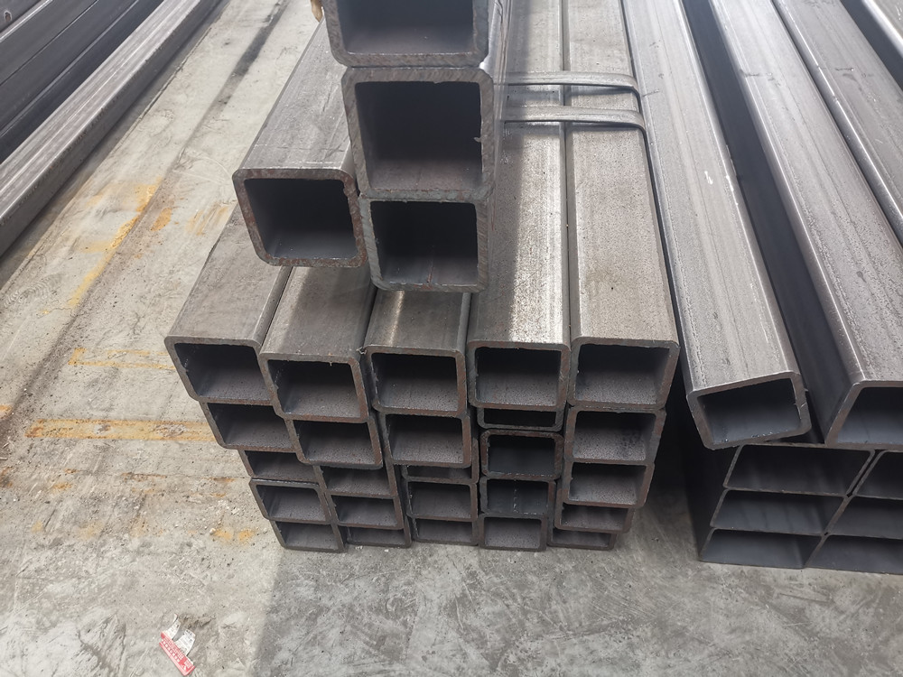 ASTM A500 HOLLOW SECTIONS RW/SSAW/LSAW SS400 S235JR Steel pipes 200*200*8mm
