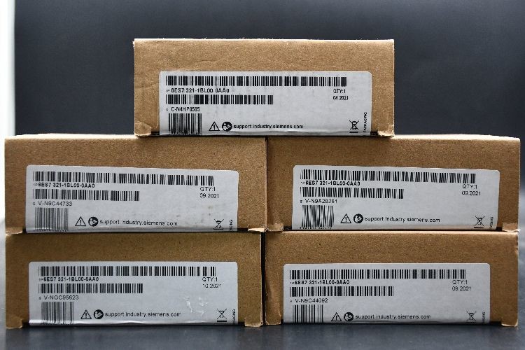 Siemens Digital I/O Module for use with S7-300 Series, 125 x 40 x 120 mm, Digital, Digital, SM 1222, 24 V dc, SIMATIC