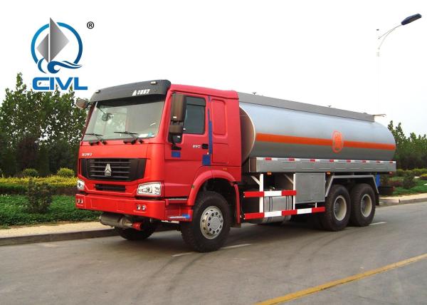 Radial Tyre Fuel Oil Transportation Truck 6X4 LHD Euro 2 336HP Lengthened Cab