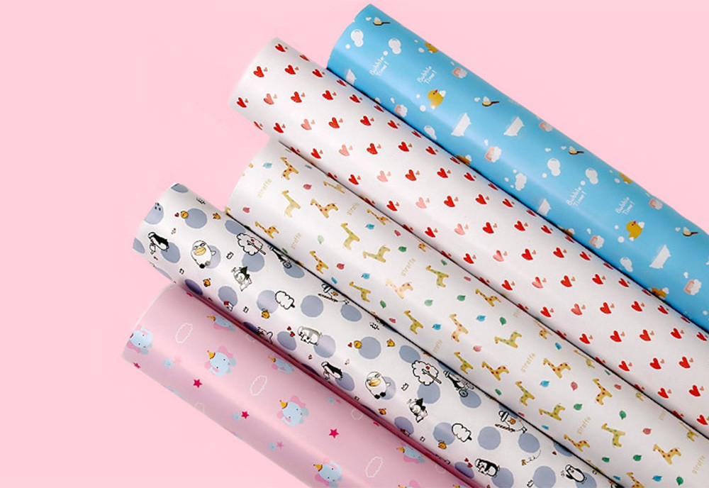 50*70CM Floral CMYK Printed Gift Wrapping Paper Non Softening Present Wrapping Paper