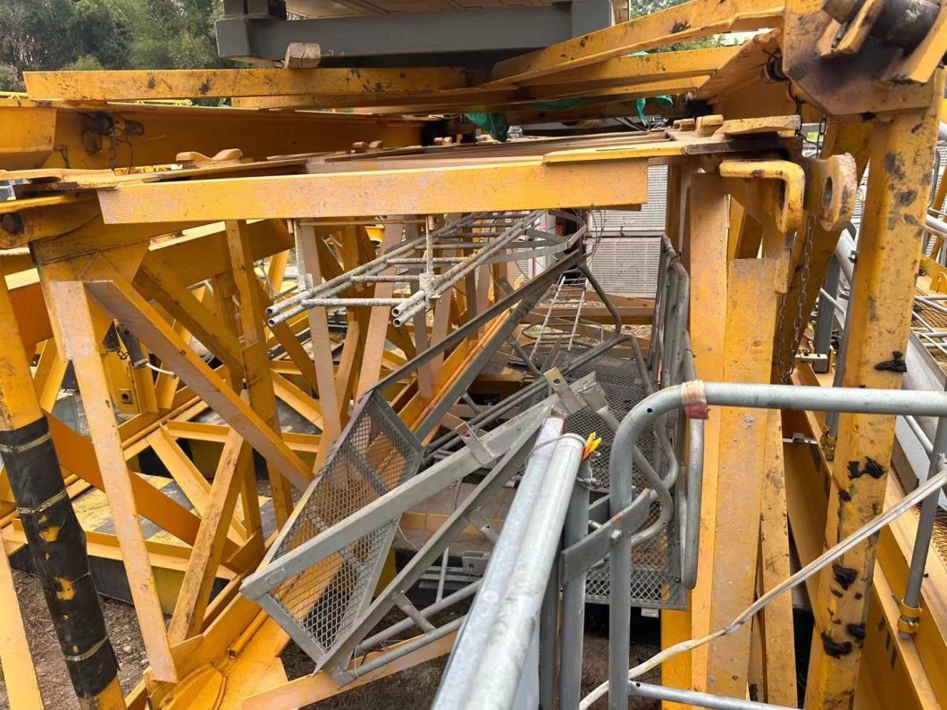 Sale of 20 Year Flat Head Tower Crane at a Good Price