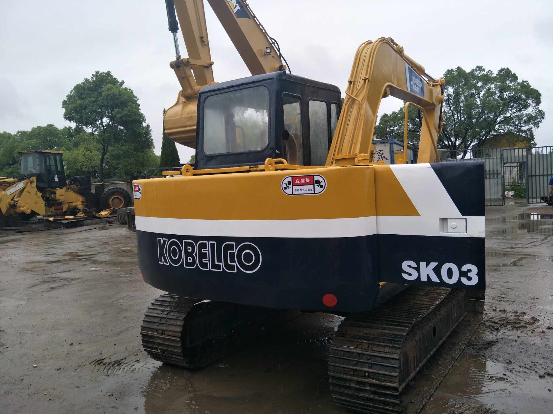Kobelco SK03 SK07 SK200 EX200 Japan Made Cheap Price Mini Crawler Digger Excavator For Sale