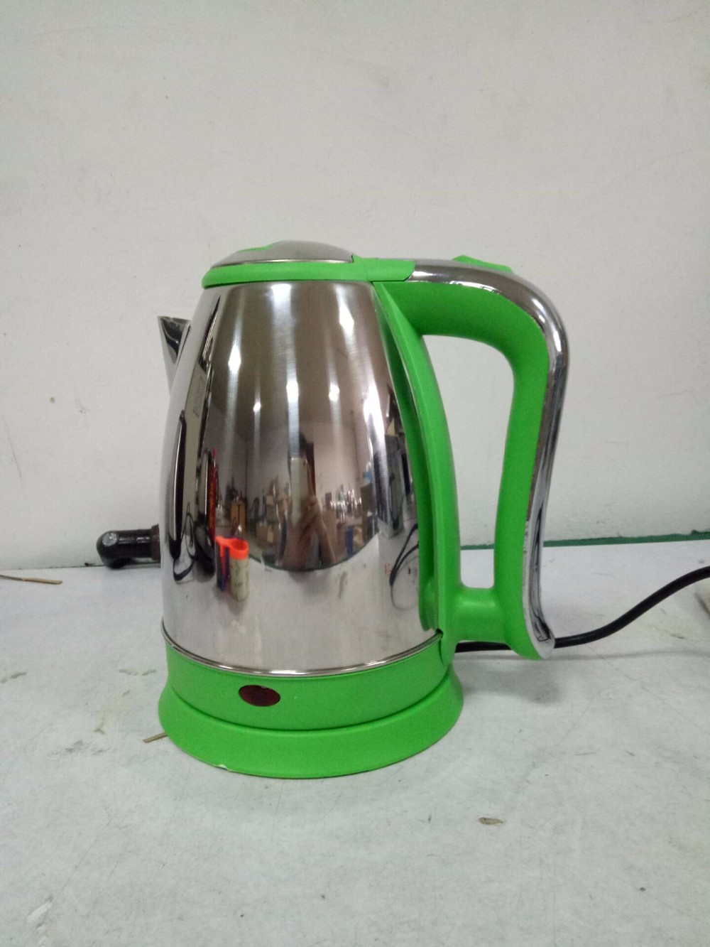 Hot selling 1500w cordless electric water kettle