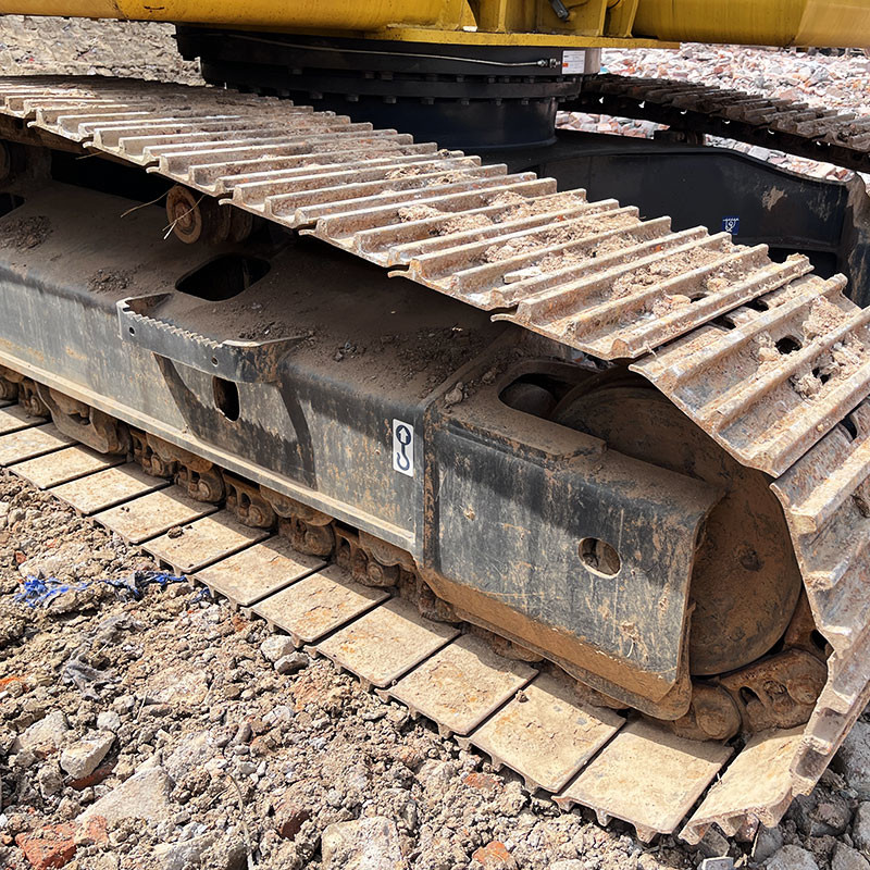 Used Komatsu PC200 Excavator 20 Ton Weight 1m3 Bucket Capacity 110kw Rated Power