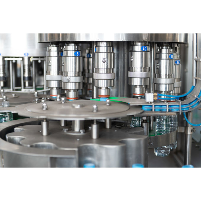 7.6KW PLC Rotary Plastic Bottle Filling Machine 380V 3 Phase SUS316L 4
