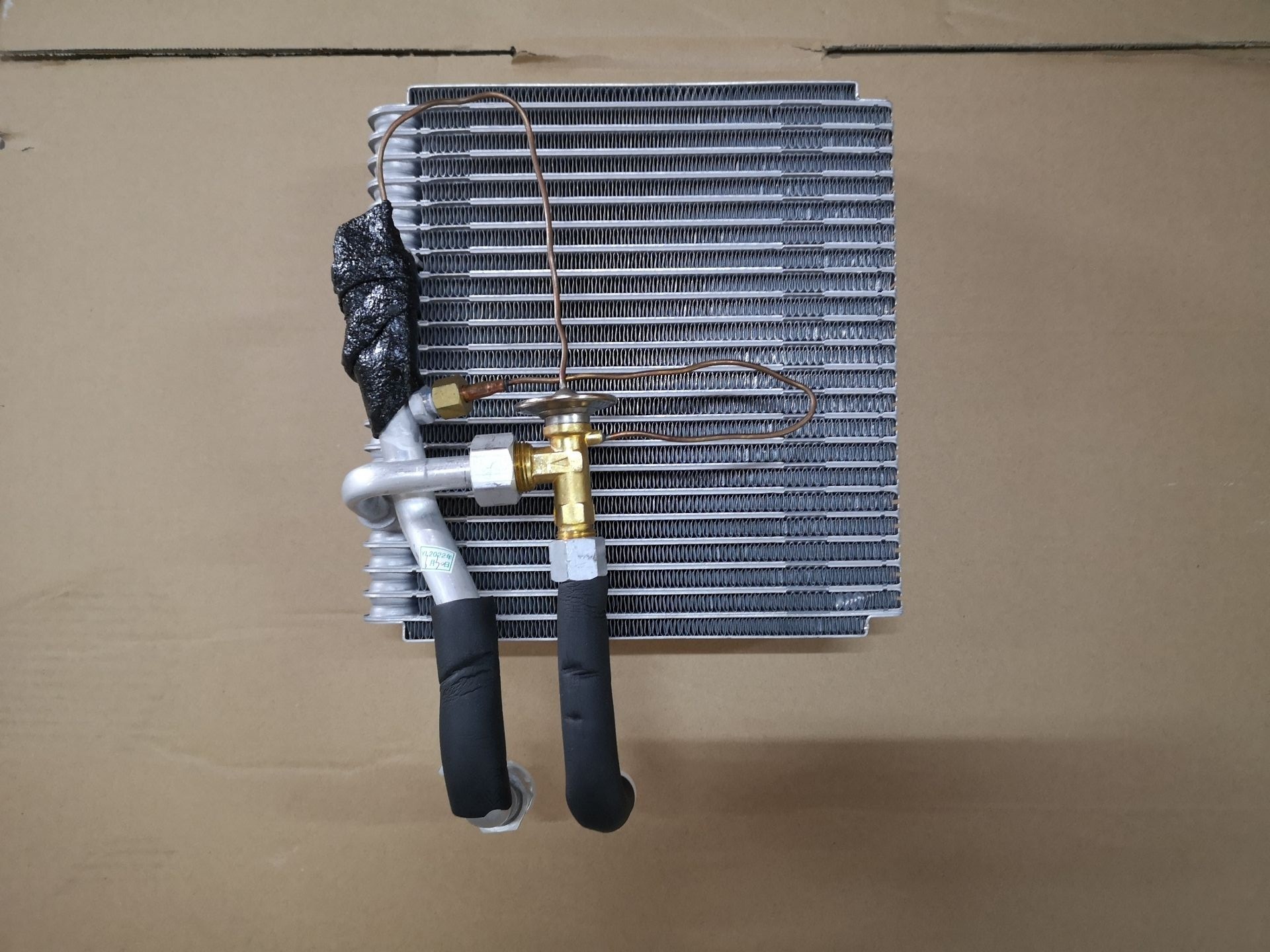 1835691580 FSR FRR Truck Evaporator Of Air Conditioner 1835411420 With Expansion Valve