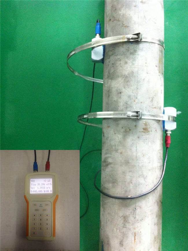 Water Industry Handheld Ultrasonic Flow Meter , Clamp On Type Ultrasonic Flow Meter