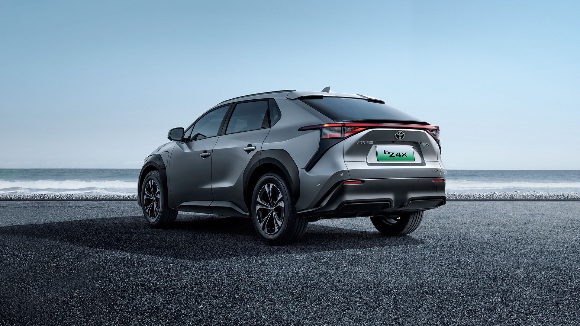 TOYOTA BZ4X SUV Electric Cars Medium High Speed 160km/H FWD Vehicle 18 Inches