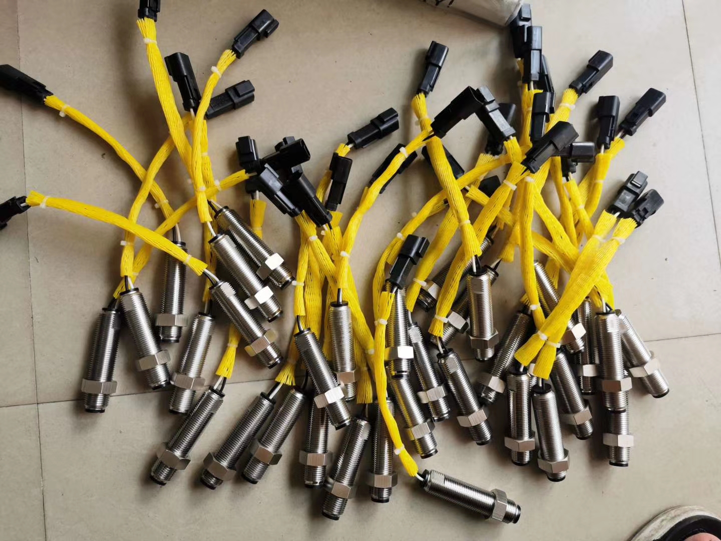 E320B E320C E320D Excavator S6K Diesel Engine Revolution Sensor Speed Sensor 5I-7579