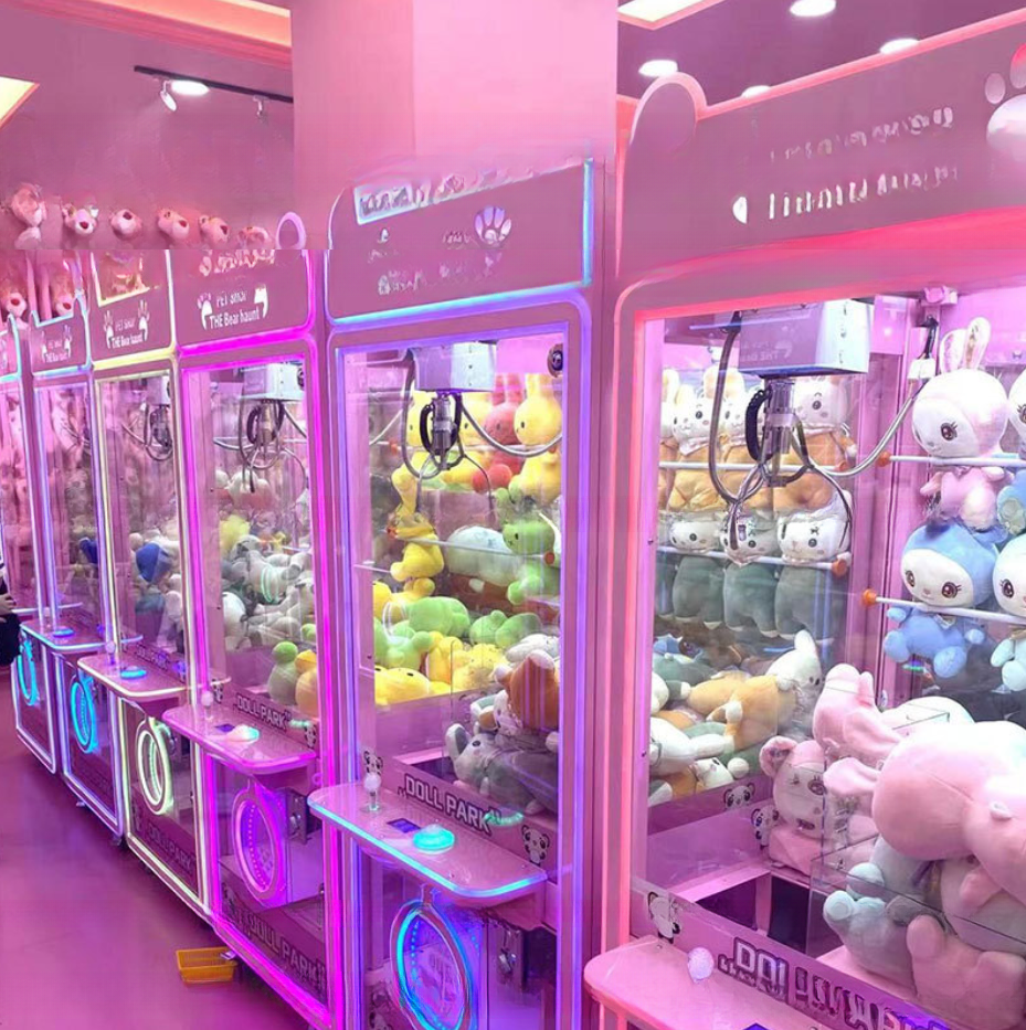 Dreamland coin operated claw crane toys machine crane arcade claw machine game with bill acceptor