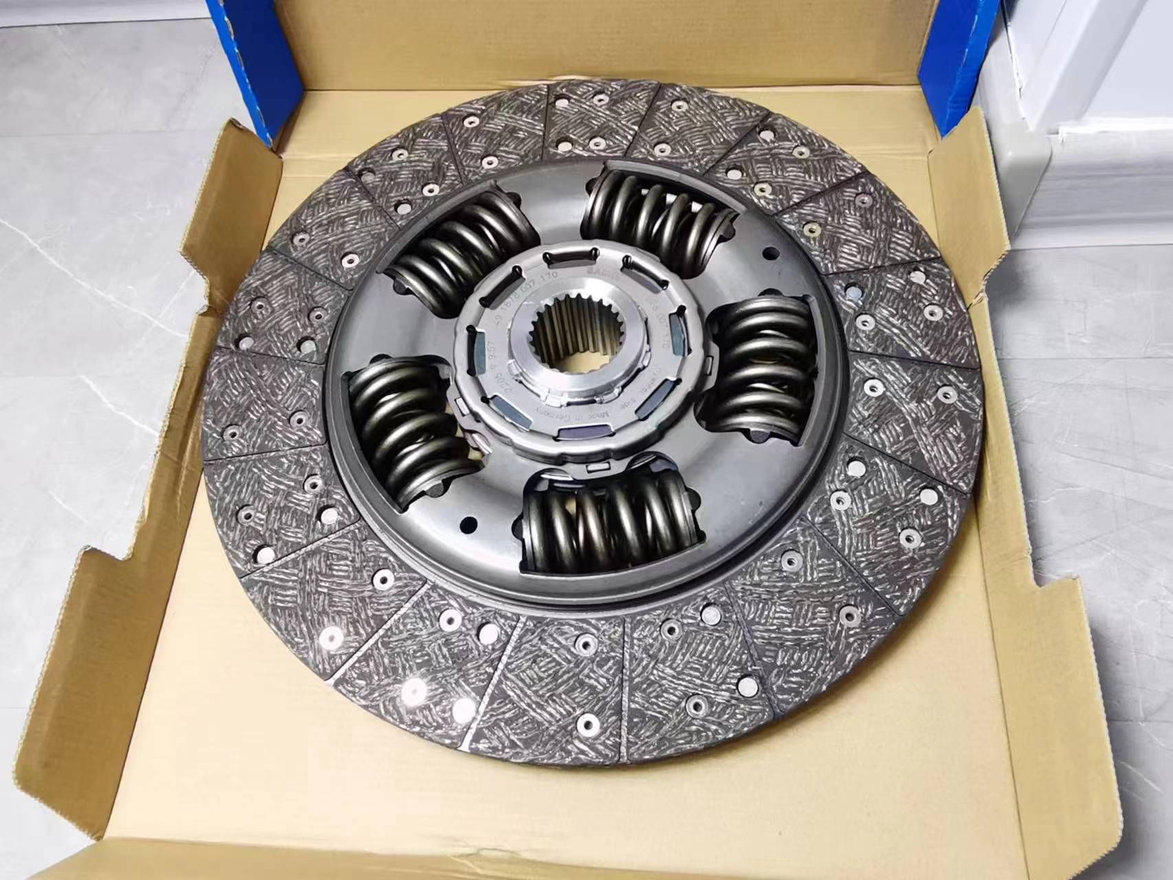 430mm 24 Teeth Truck Clutch Plate OEM 1878007170 for Volvo Trucks