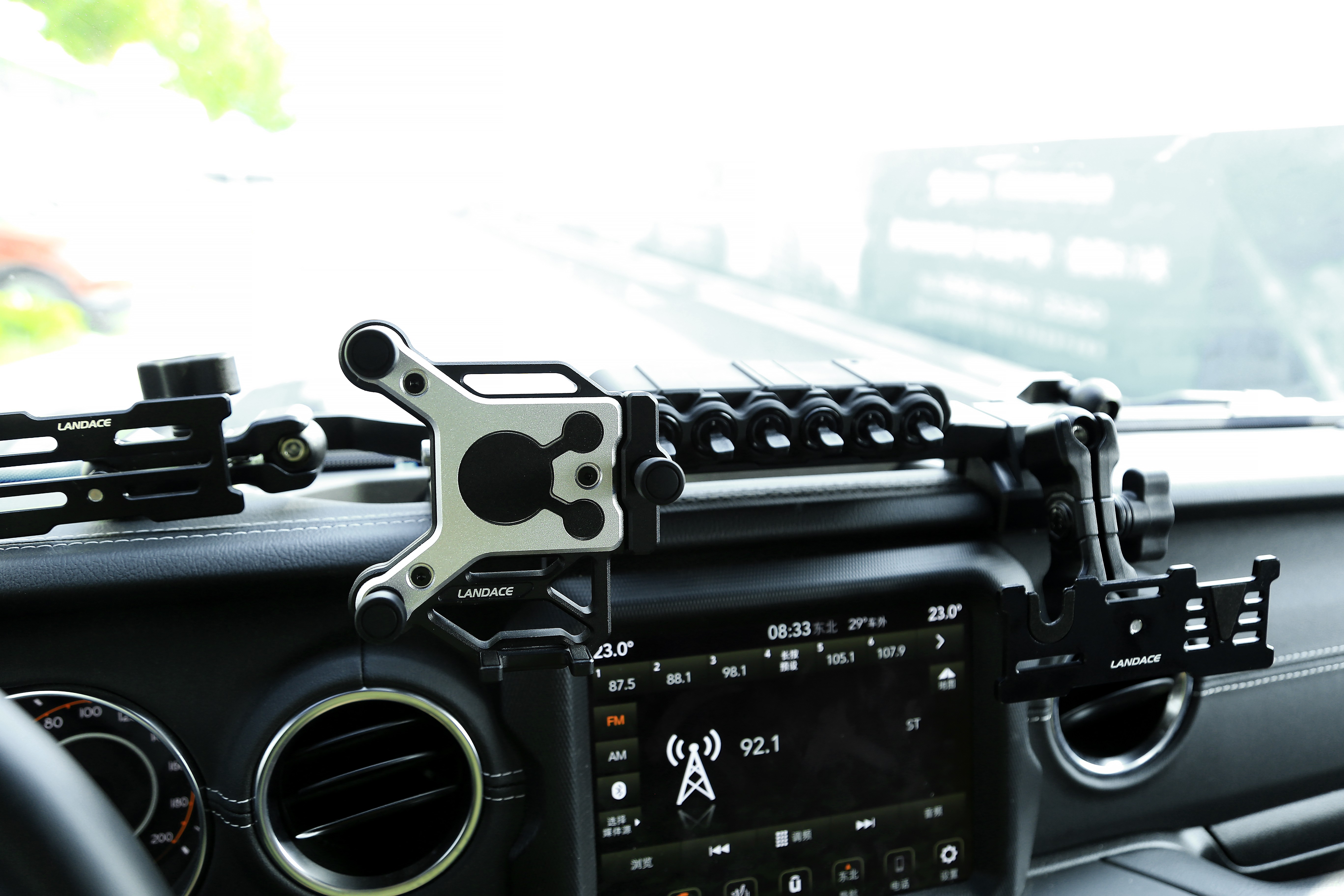 OEM Car Mobile Phone Holder Bracket Aluminum Alloy For JEEP
