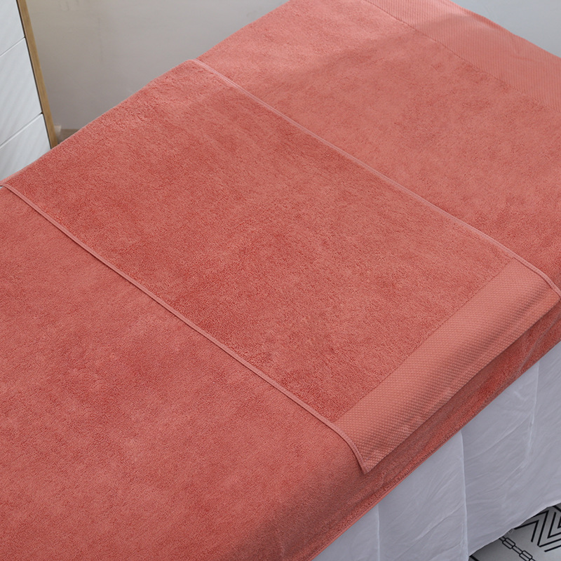 Plain Weaving Cotton Bath Towel and Customizable Logo Towels for Wellness Centers