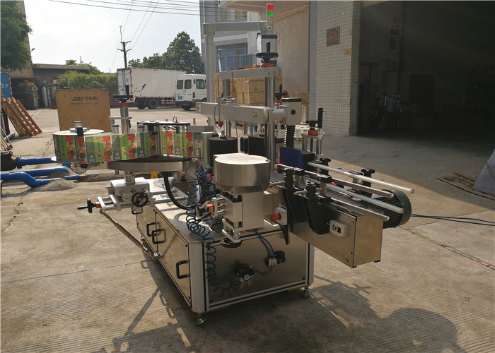 Double Side Flat Bottle Labeling Machine for Transparent Labels without bubbles