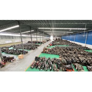 Cummins used diesel engine M11 440 with 2.8 displacement and Torque connection