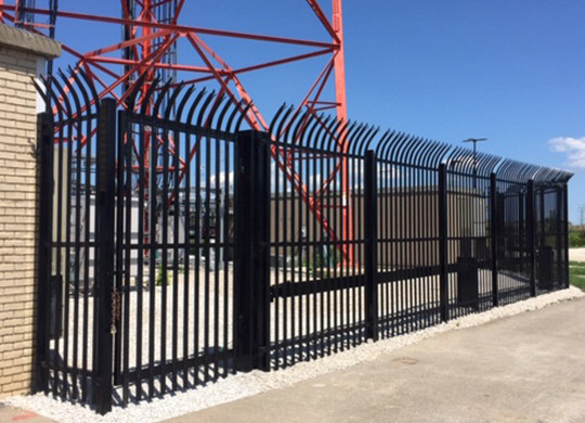 Flexible Anti Climb Black Powder Coated Palisade Fencing With Curved Pales