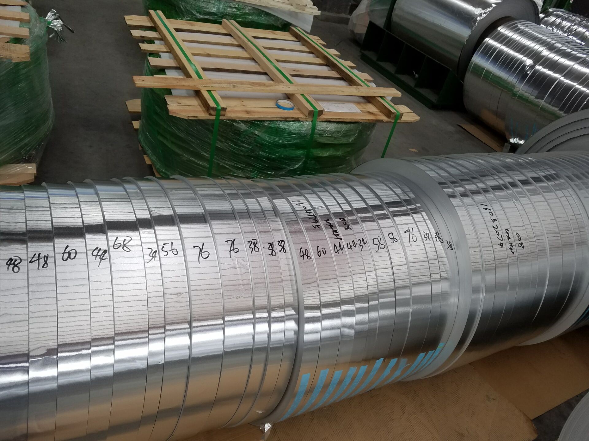 Aluminium Strips for Cable Using Thickness: 0.1-2.0mm Width: 30-1000mm Application: Overhead, Heating, Underground