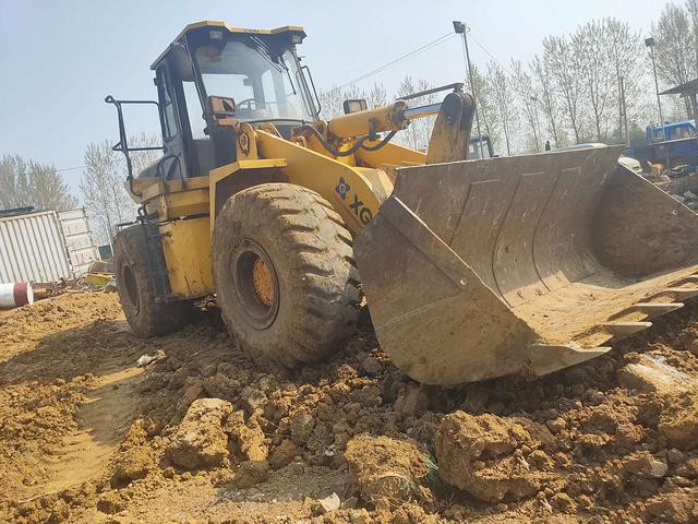 XG956III 160Kw Used Wheel Loader 2nd Hand Construction Digging Machine With Cummins Engine