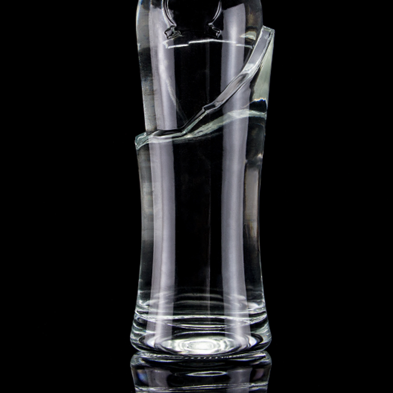 750ml Super Flint Round Glass Bottle With Screw Cap for VODKA Customize Embossed