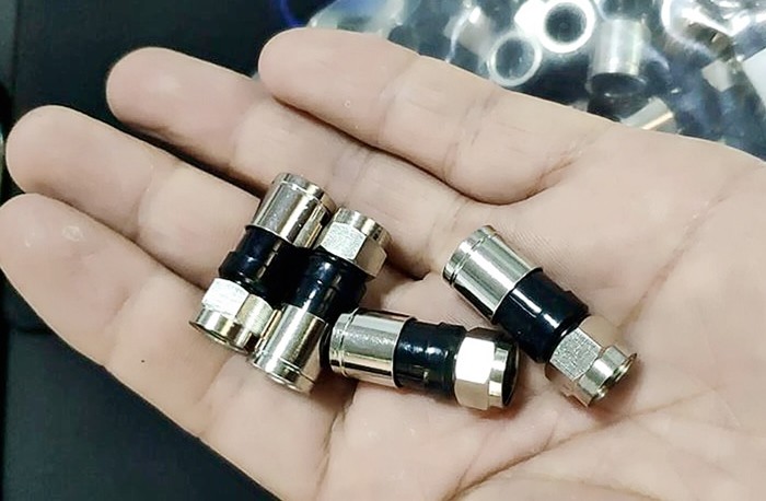 F Plug Compression RG6U Coaxial Wire Connectors , Coaxial Power Connector