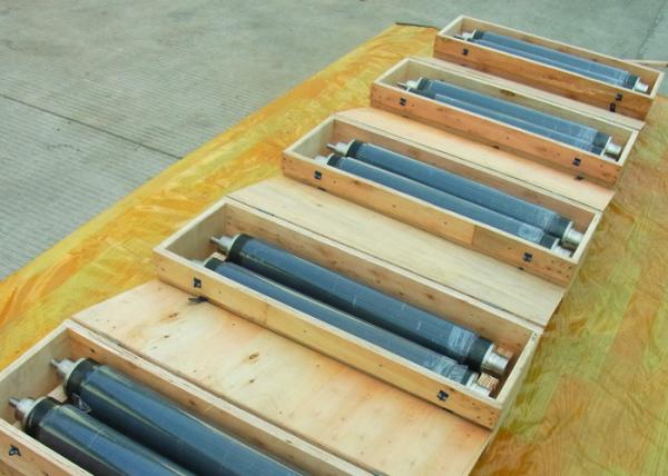 Customized Industrial Machine Parts Silicone Antistatic Shaft Polyurethane