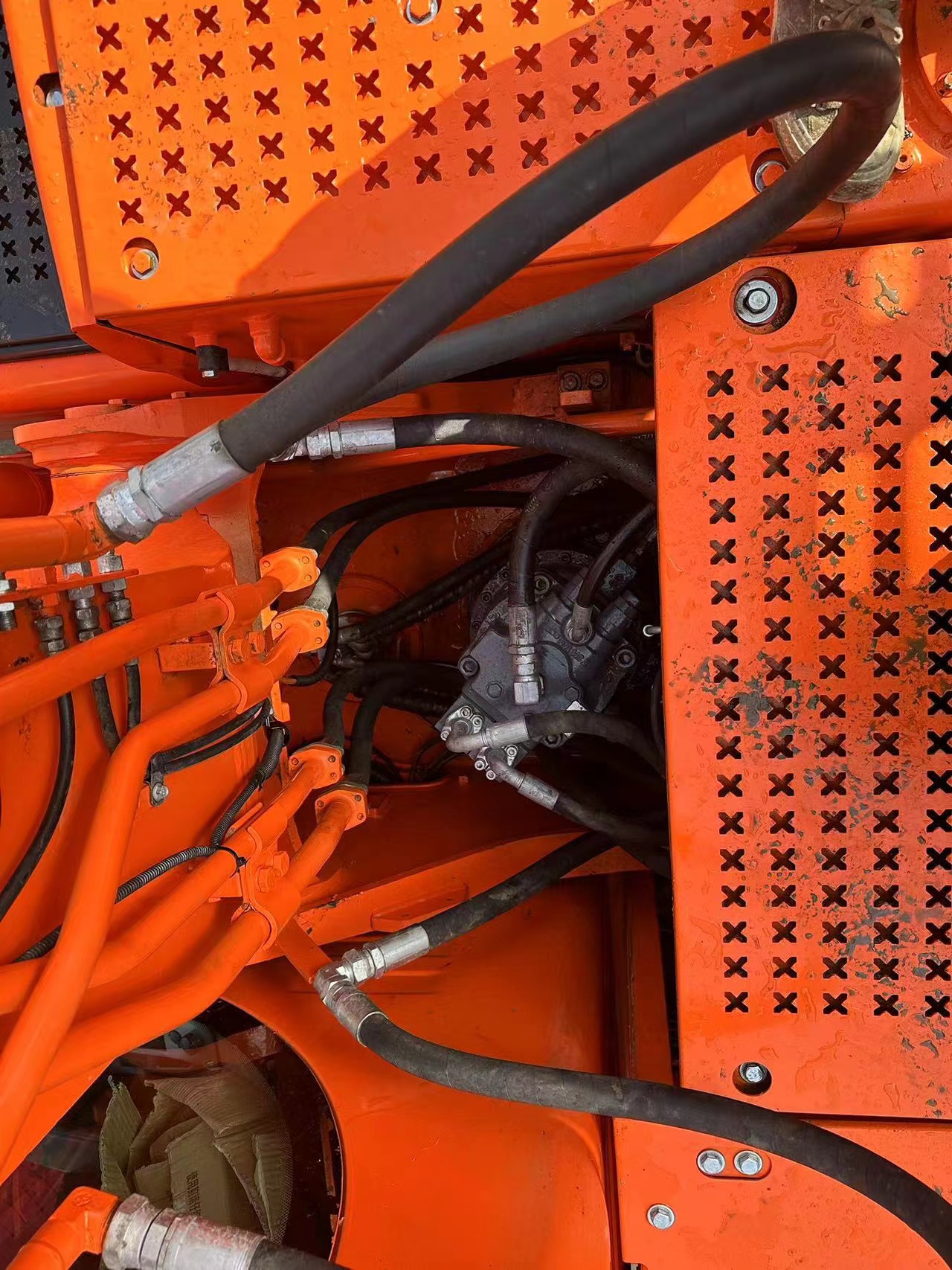 Doosan DX225LC Crawler Excavator used excavator 25ton for sale